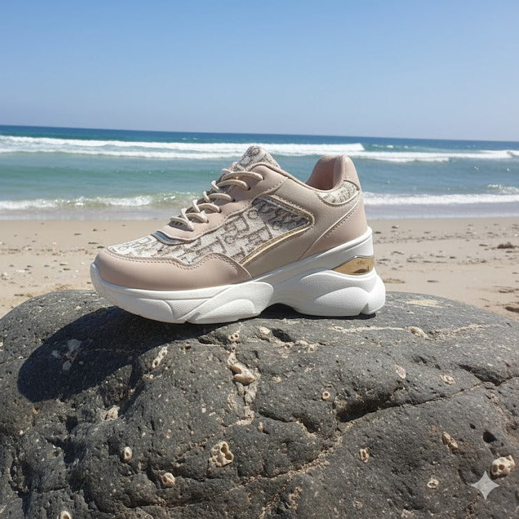 Women's Casual Shoes